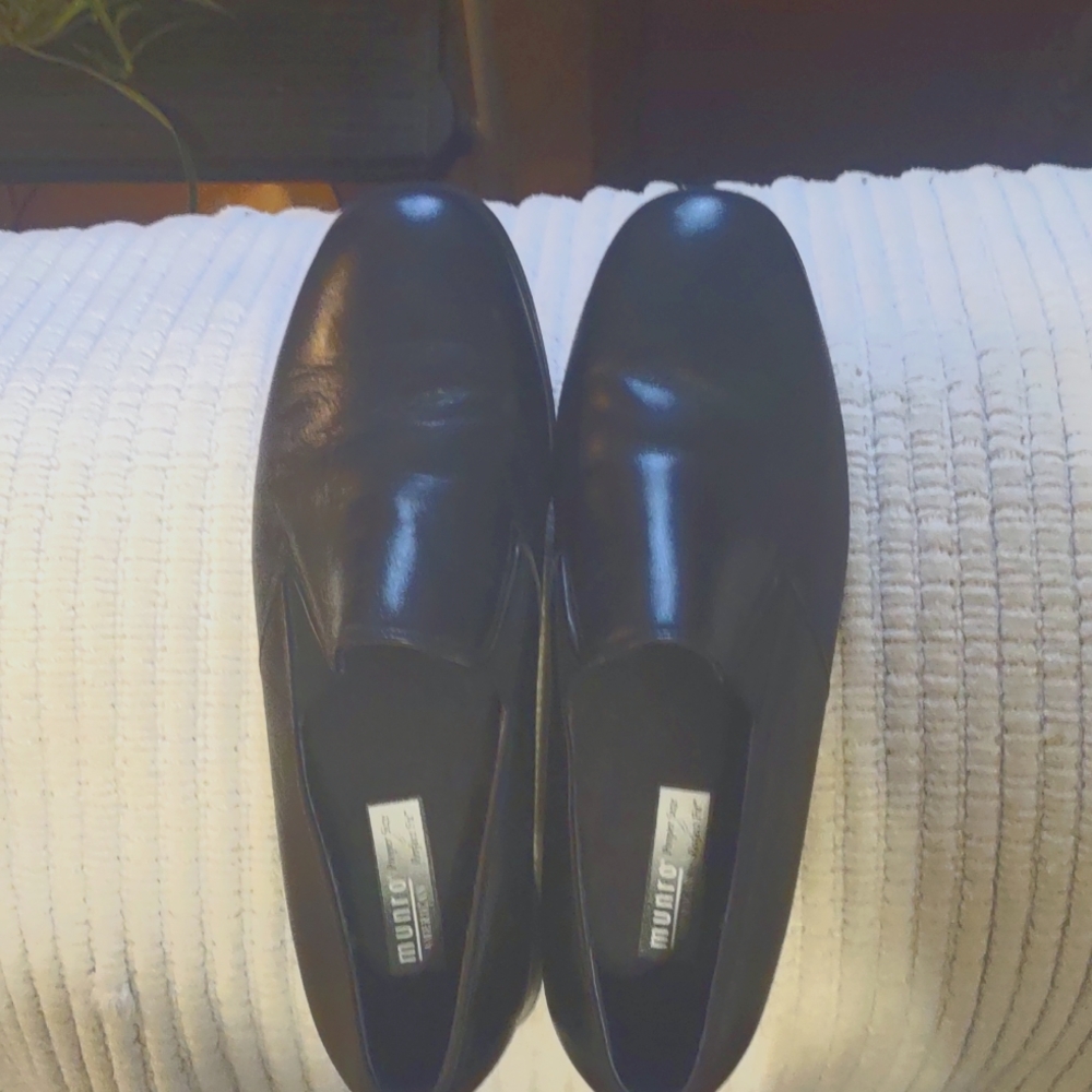 Munro American shoes